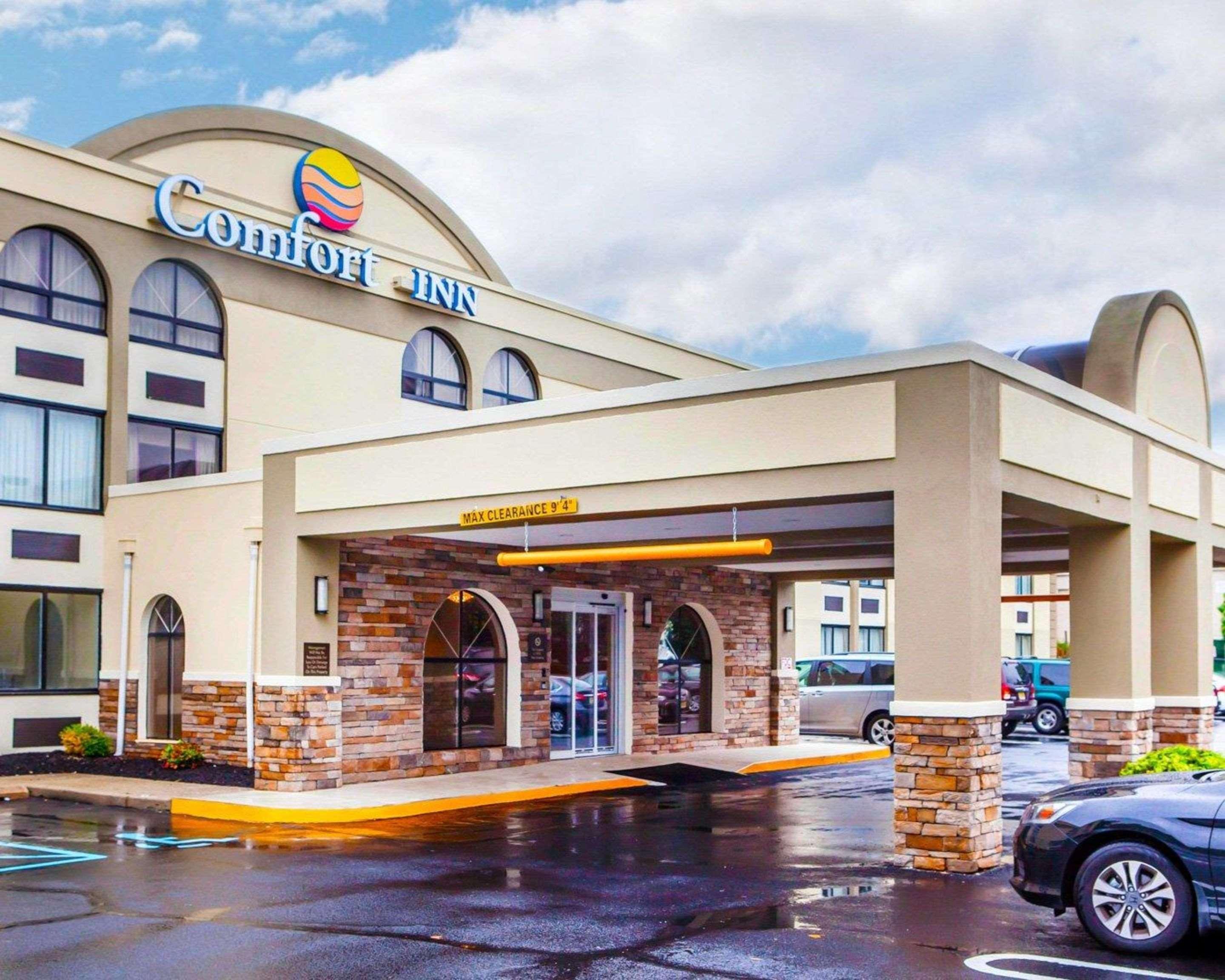 Comfort Inn Edison - New Brunswick Екстериор снимка